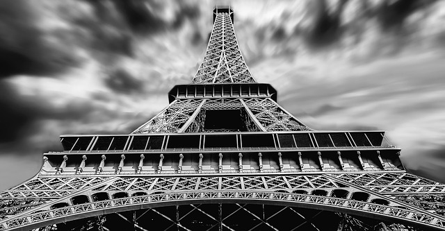 near view of eiffel tower