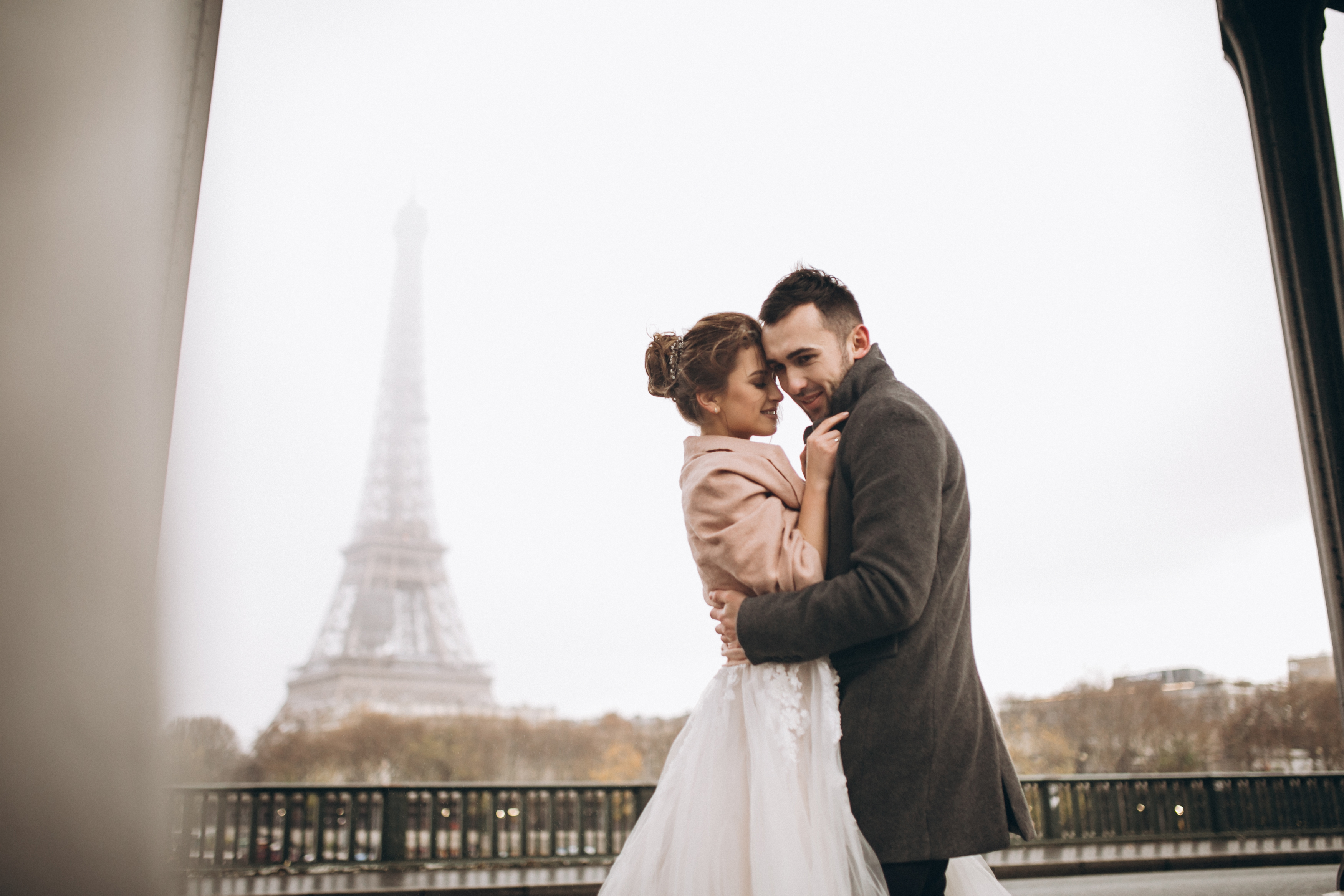 Cick Now | See The Maddie Kowalski Eiffel Tower Pic