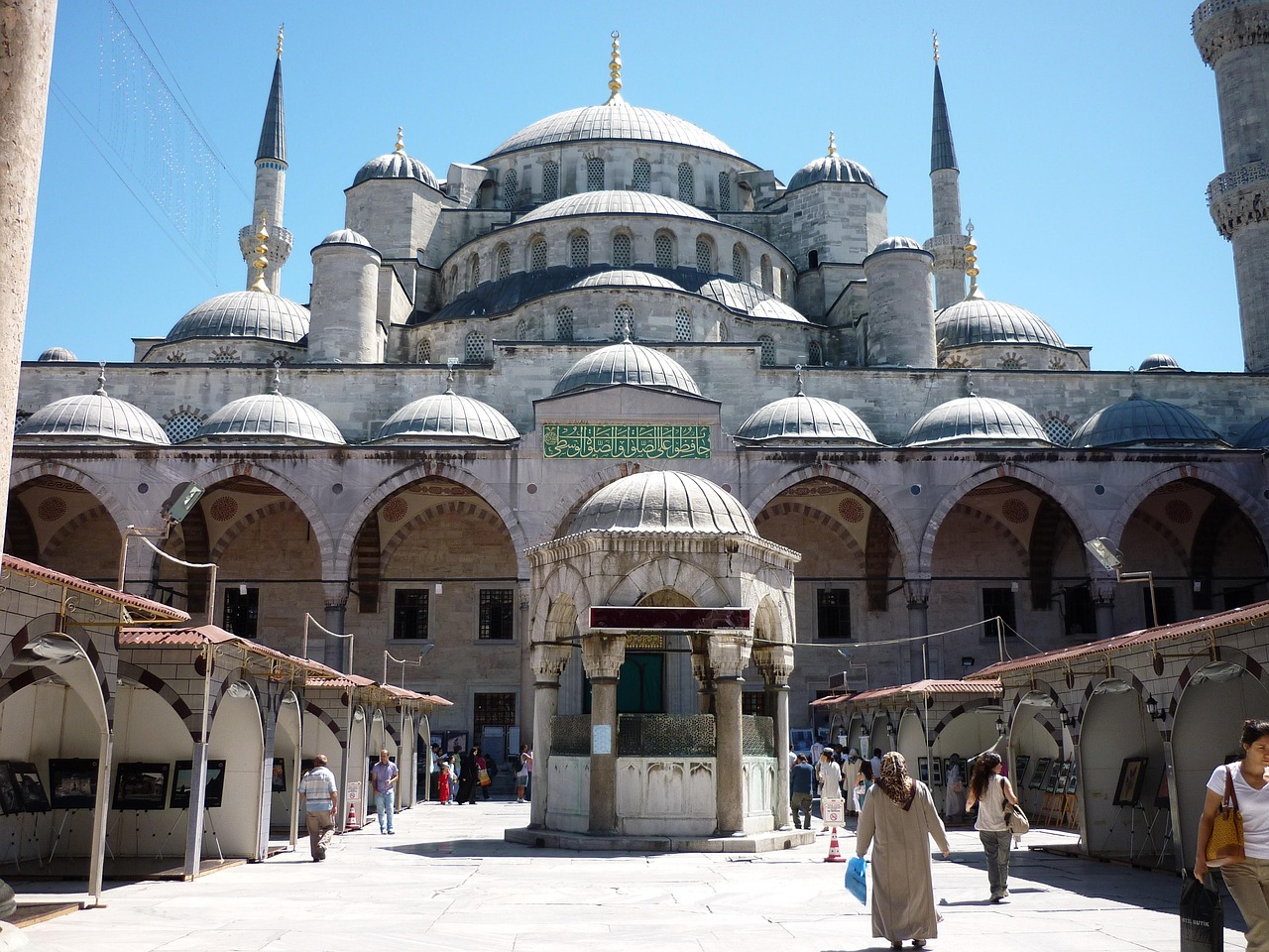 blue mosque entrance points